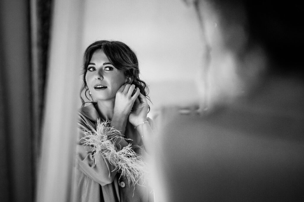Prestwold Hall bride getting ready photography